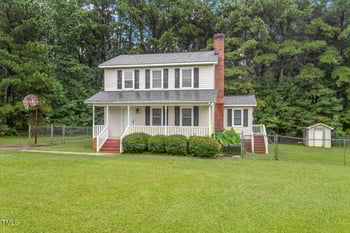 106 Pear Tree Ln, Clayton, NC 27520