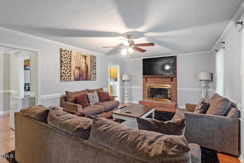 106 Pear Tree Ln, Clayton, NC 27520