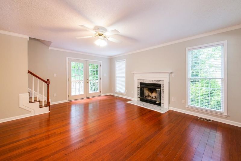 106 Penchant Ct, Cary, NC 27513