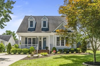 106 Perry Farms Dr, Apex, NC 27502