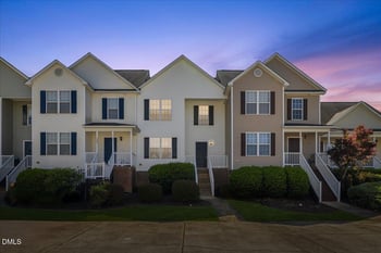 106 Piccadilly Ct, Clayton, NC 27520