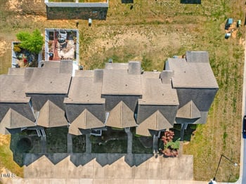 106 Piccadilly Ct, Clayton, NC 27520