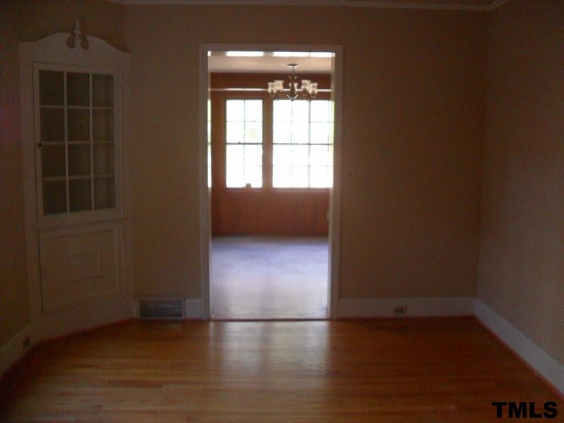 106 Pinecrest Rd, Durham, NC 27703