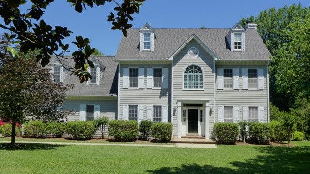 106 Quailview Dr, Chapel Hill, NC 27516