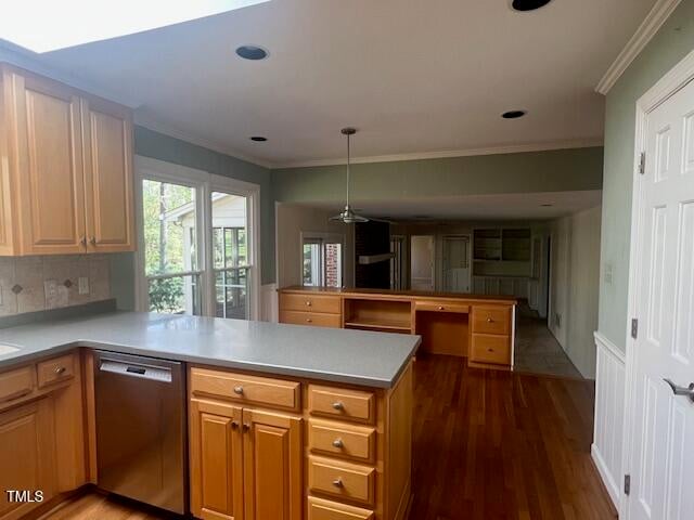 106 Queensferry Rd, Cary, NC 27511