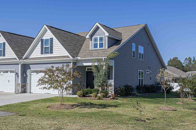 106 Radcliffe Ct, Clayton, NC 27527