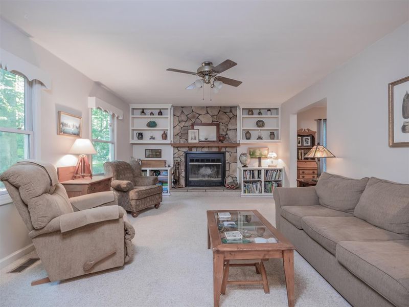 106 Redbud Rd, Pittsboro, NC 27312