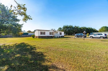 106 Roe Ln, Clayton, NC 27527