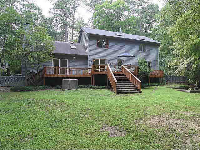 106 Saddle Ridge Rd, Chapel Hill, NC 27514