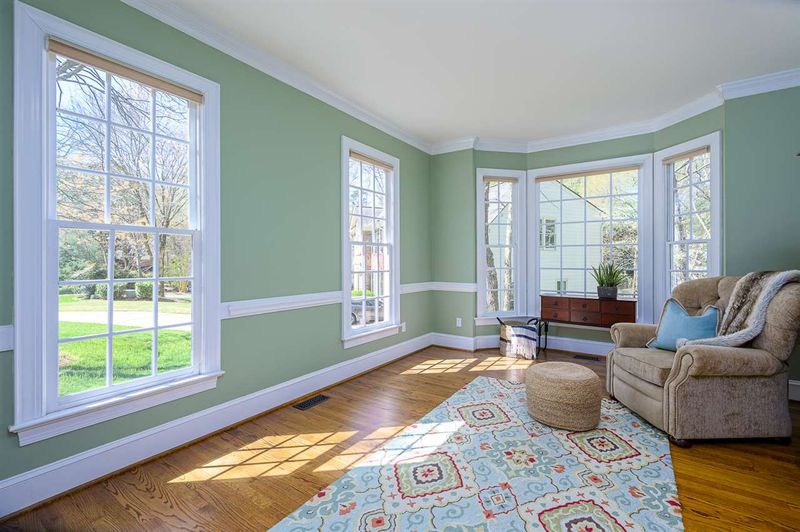 106 Severn Ct, Cary, NC 27511