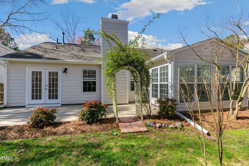 106 Shalon Ct, Apex, NC 27502
