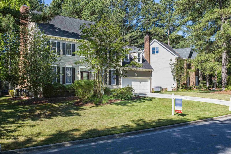 106 Southwold Dr, Cary, NC 27519