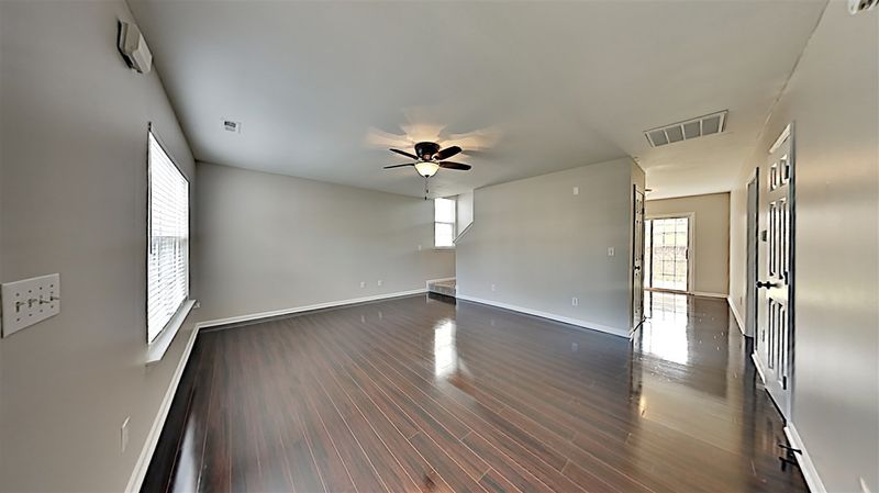 106 Spring Dove Ln, Apex, NC 27539