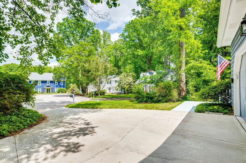 106 Stourbridge Cir, Cary, NC 27511