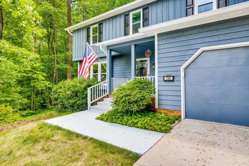 106 Stourbridge Cir, Cary, NC 27511