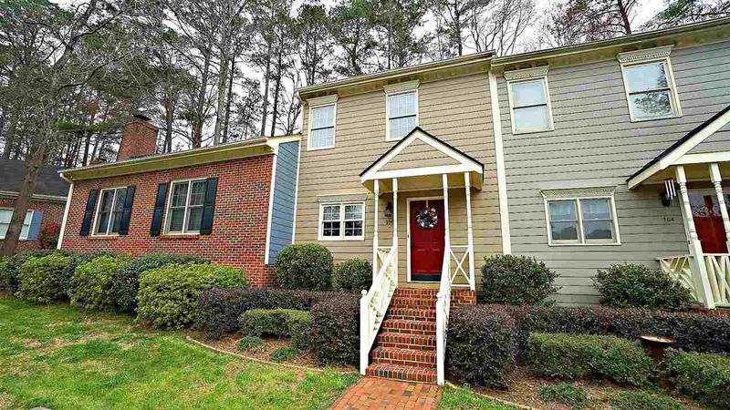 106 Strass Ct, Cary, NC 27511