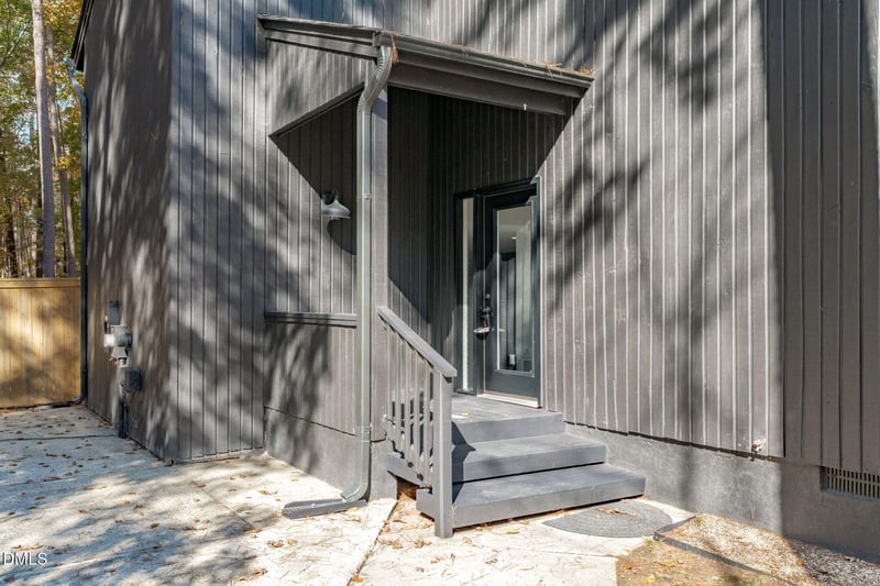 106 Tayport Ct, Cary, NC 27511