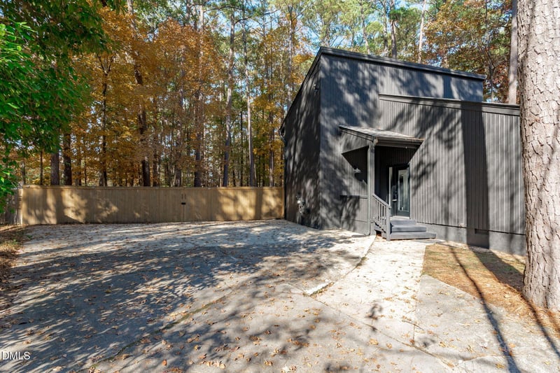 106 Tayport Ct, Cary, NC 27511