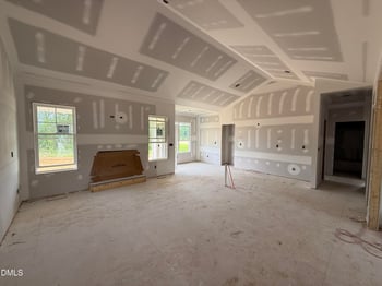 106 Tee Dr, Selma, NC 27576