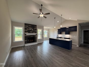 106 Tee Dr, Selma, NC 27576