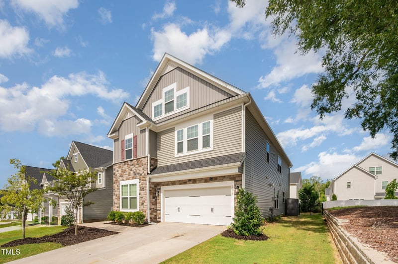106 Thrower Ln, Garner, NC 27529