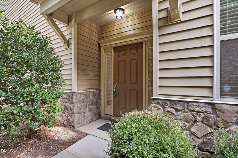 106 Torrey Heights Ln, Durham, NC 27703