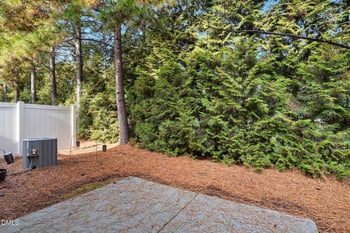 106 Torrey Heights Ln, Durham, NC 27703