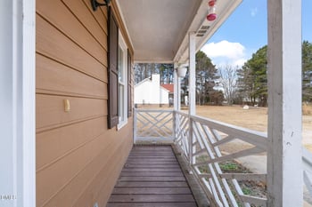 106 Valley Dr, Louisburg, NC 27549