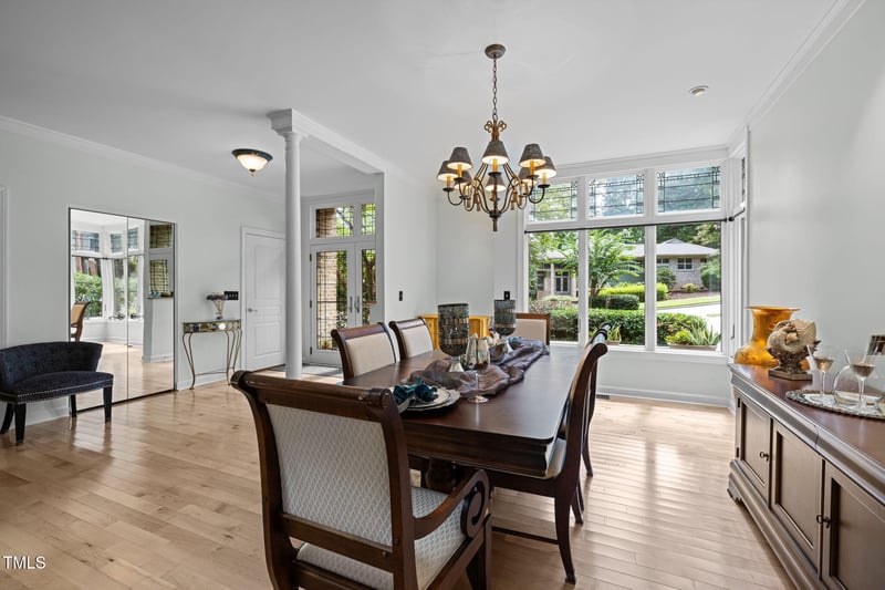 106 Wheatsbury Dr, Cary, NC 27513