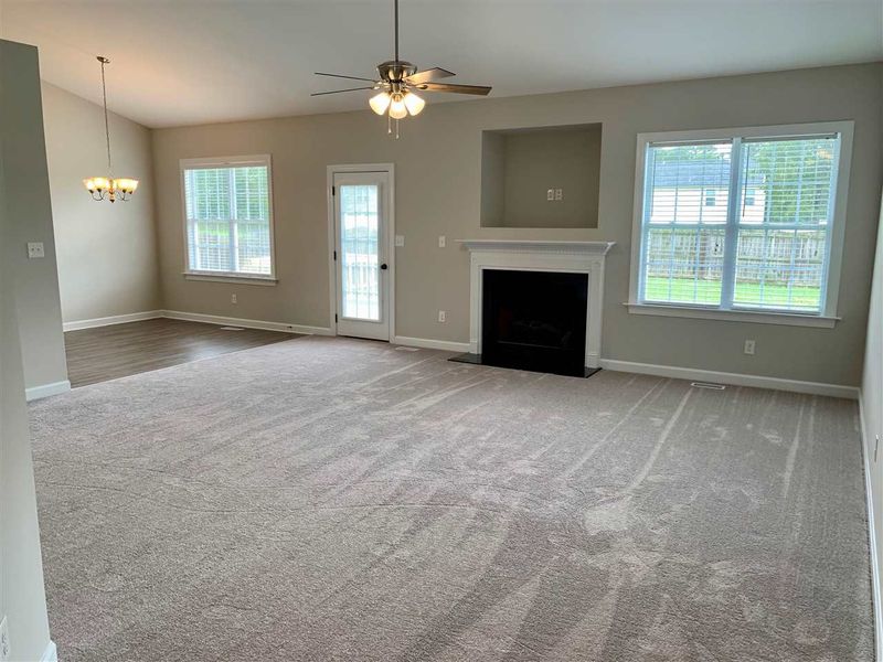 106 Willa Chase Ct, Benson, NC 27504
