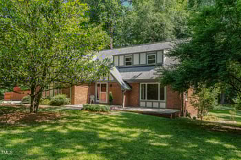 106 Wolfs Trl, Chapel Hill, NC 27516