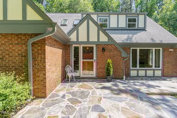 106 Wolfs Trl, Chapel Hill, NC 27516