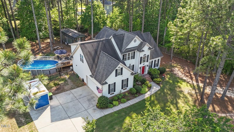 106 Wolverton Dr, Clayton, NC 27527