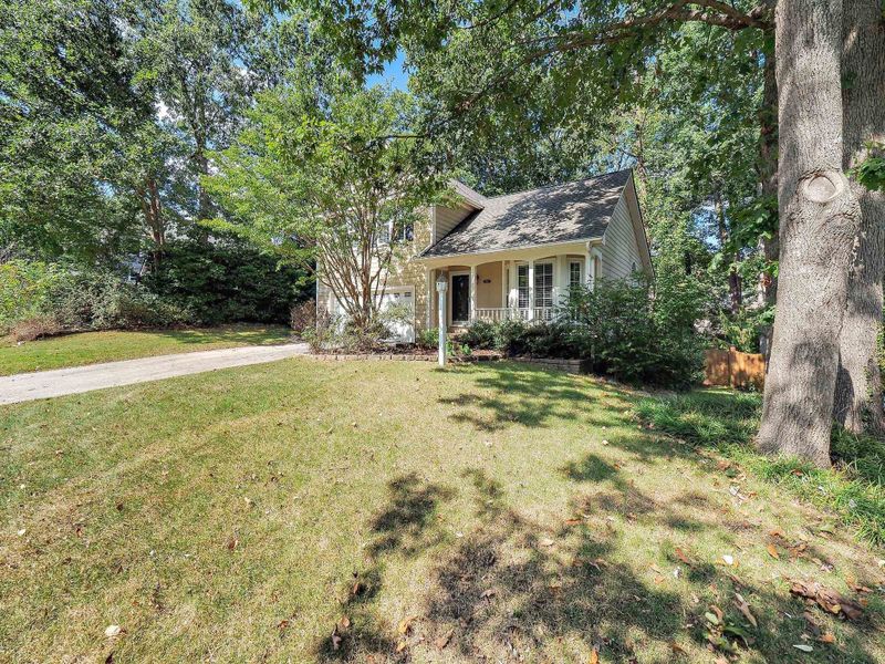 106 Wood Hollow Dr, Cary, NC 27513