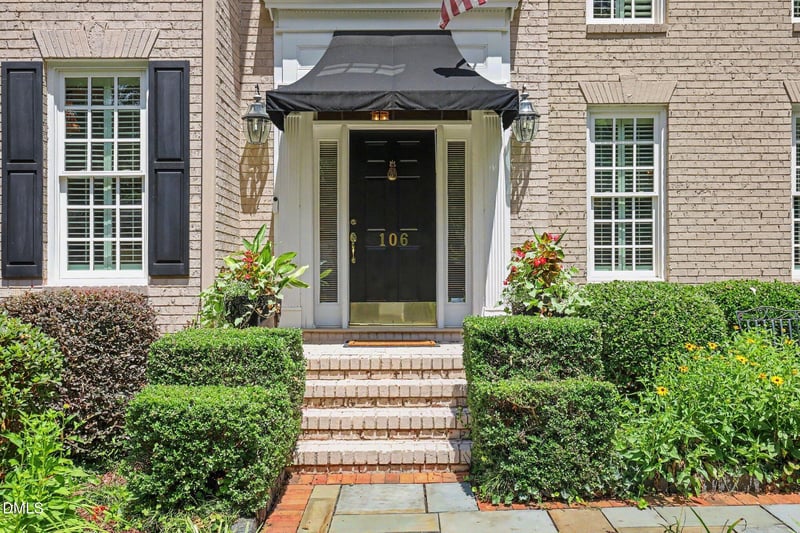 106 Wood Lily Ln, Cary, NC 27518