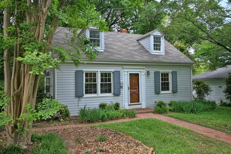 106 W Woodridge Dr, Durham, NC 27707