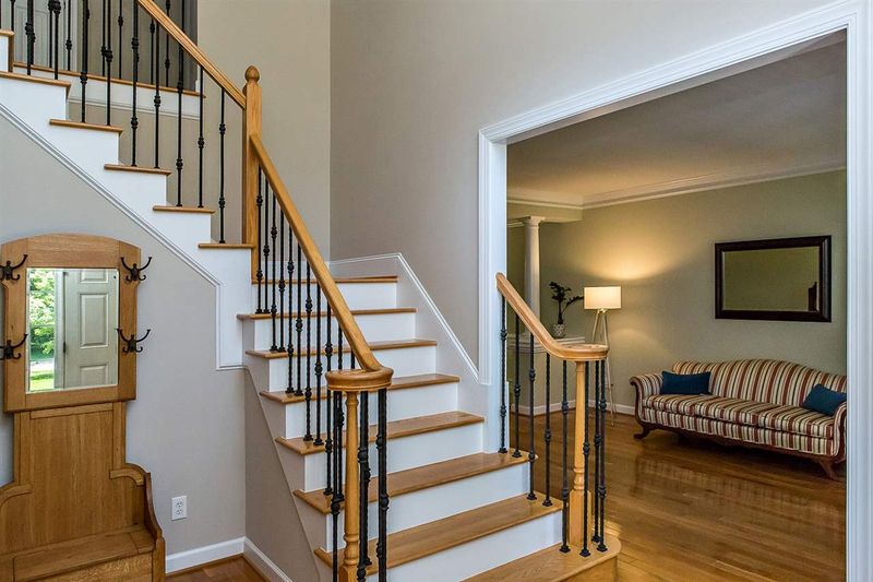106 Yale Ln, Durham, NC 27517