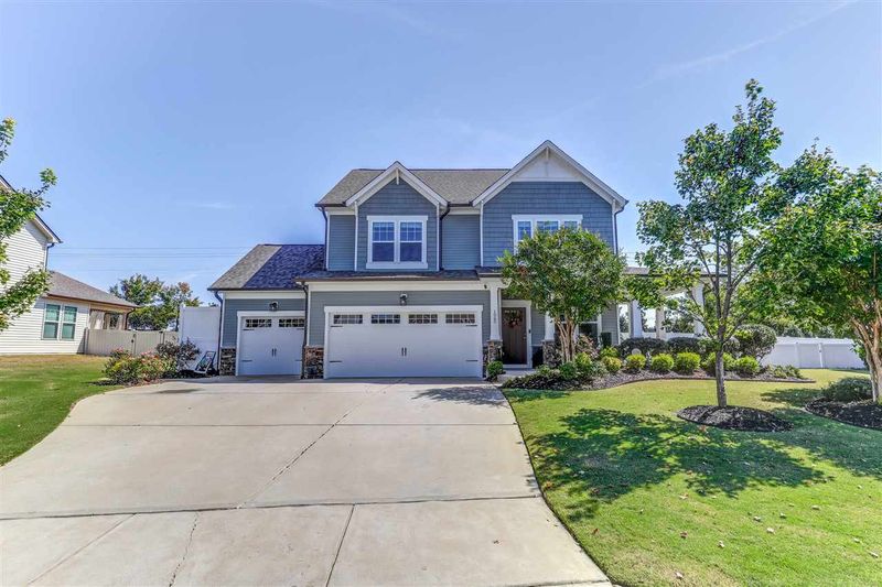 1060 Adams Point Dr, Garner, NC 27529