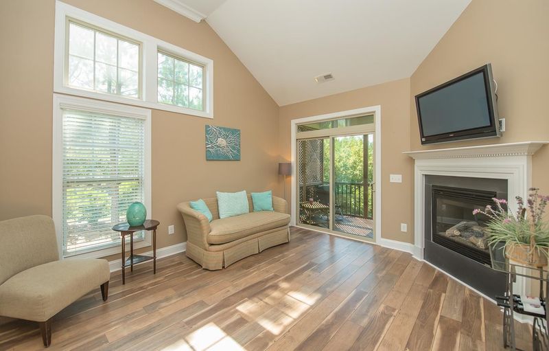 1060 Indigo Ridge Pl, Cary, NC 27519