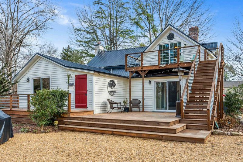 10601 Six Forks Rd, Raleigh, NC 27614
