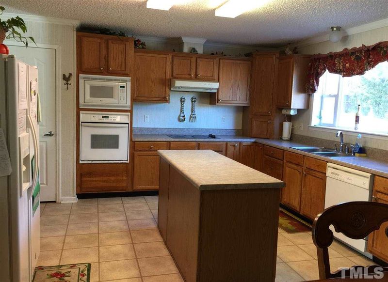 10602 Nc 96 Hw, Zebulon, NC 27597