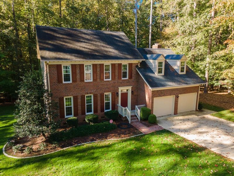 10605 Hanarry Ct, Raleigh, NC 27614