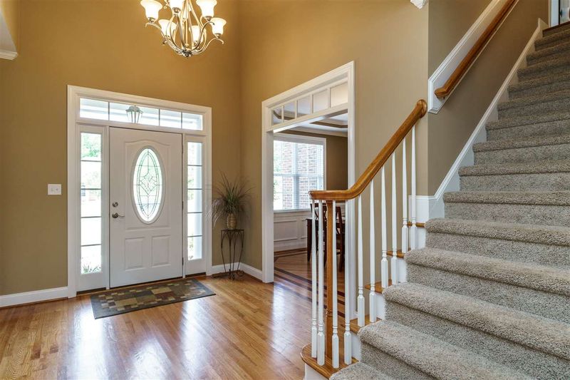 10605 Sunny Point Dr, Zebulon, NC 27597