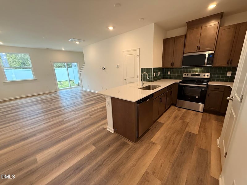 10609 Brookside Reserve Rd, Raleigh, NC 27614