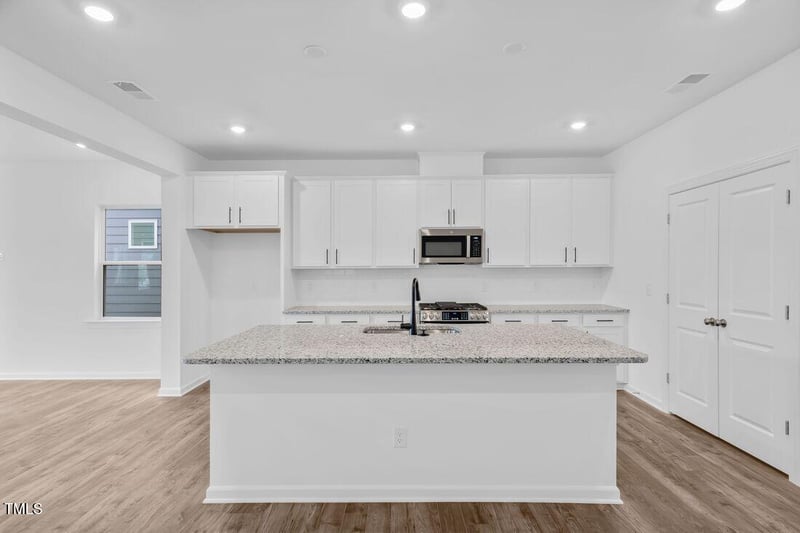 1061 Hardin Hill Ln, Knightdale, NC 27545