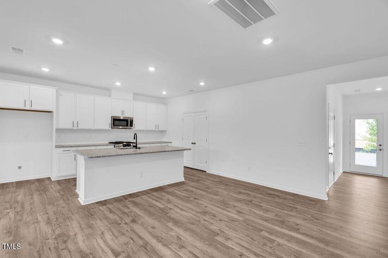 1061 Hardin Hill Ln, Knightdale, NC 27545