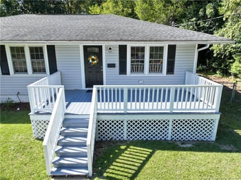 1061 Mohawk Ave, Fayetteville, NC 28303