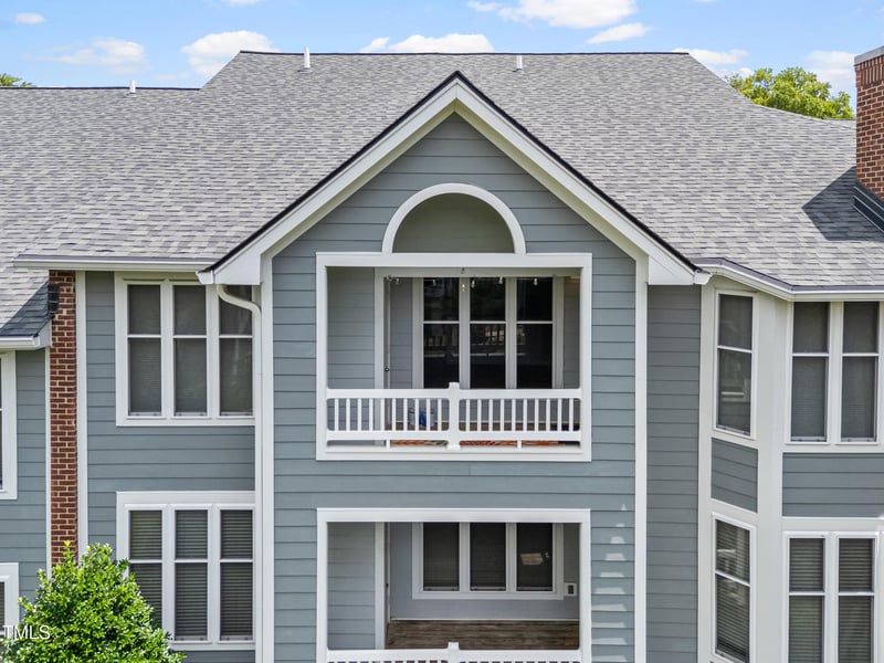 1061 Wirewood Dr #303, Raleigh, NC 27605