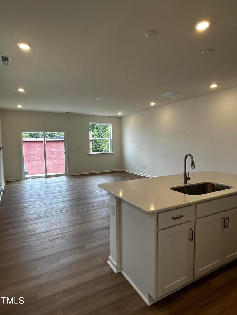 10610 Brookside Reserve Rd, Raleigh, NC 27614
