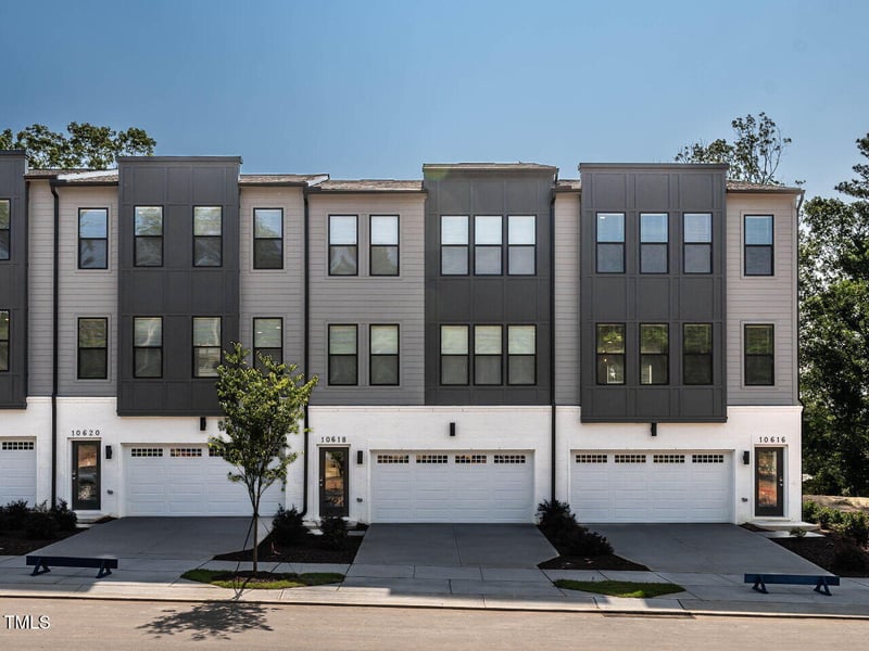 10618 Pleasant Branch Dr, Raleigh, NC 27614